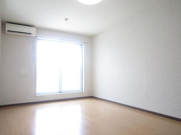 リリックコートハイビスカスの物件内観写真